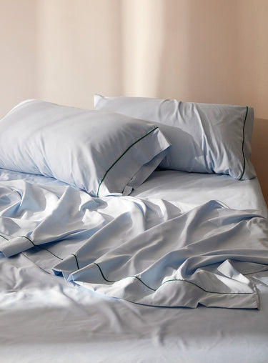 Washed microfibre sheet set